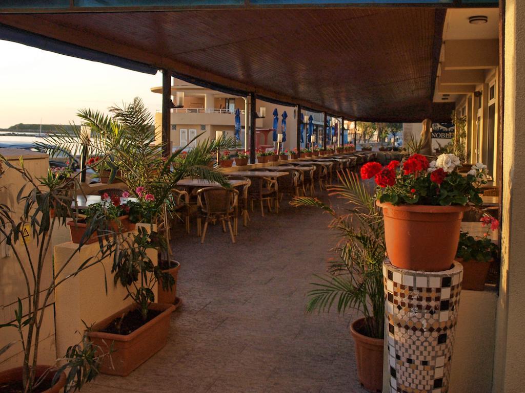 Hotel Dacia Sud Mamaia Kültér fotó